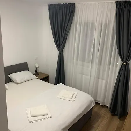 Mathias Apartment *